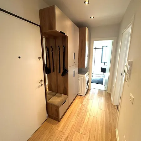 Luxury Center Old Bazaar Apartment Tirana