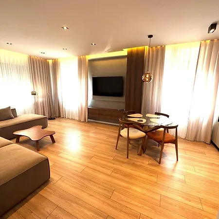 Luxury Center Old Bazaar Apartment *